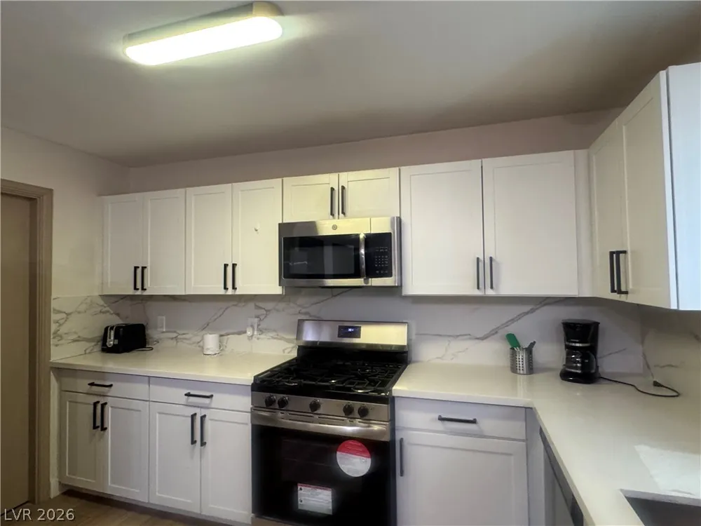 6536 Aberdeen Lane Las Vegas, NV 89107