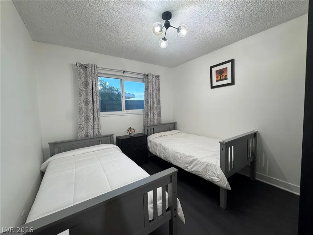 6536 Aberdeen Lane Las Vegas, NV 89107