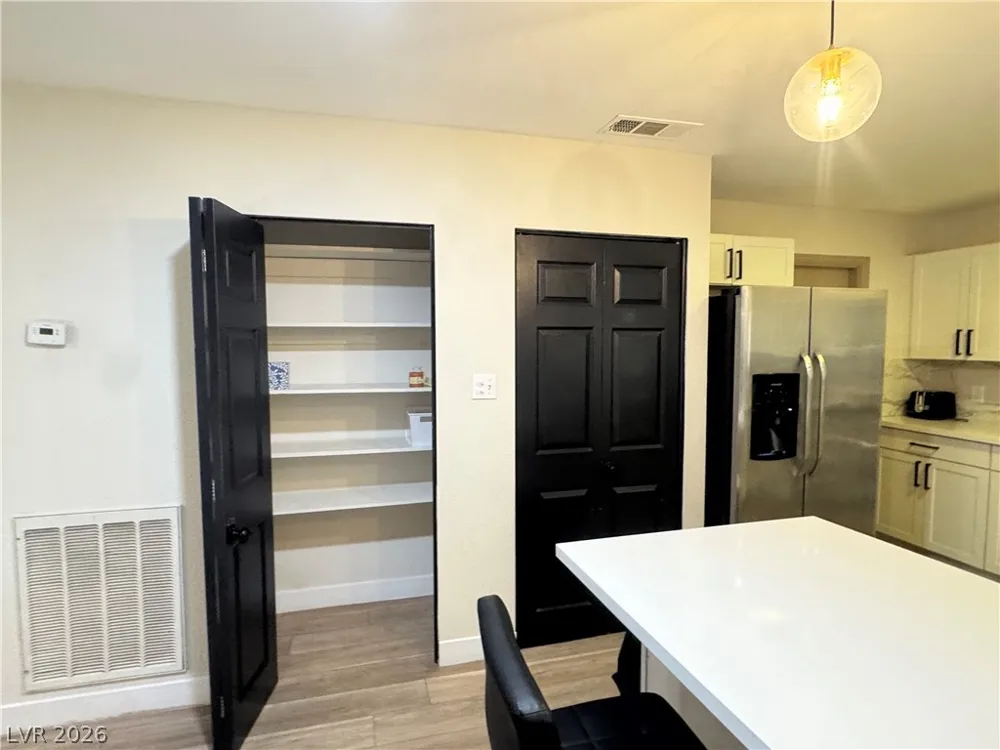 6536 Aberdeen Lane Las Vegas, NV 89107
