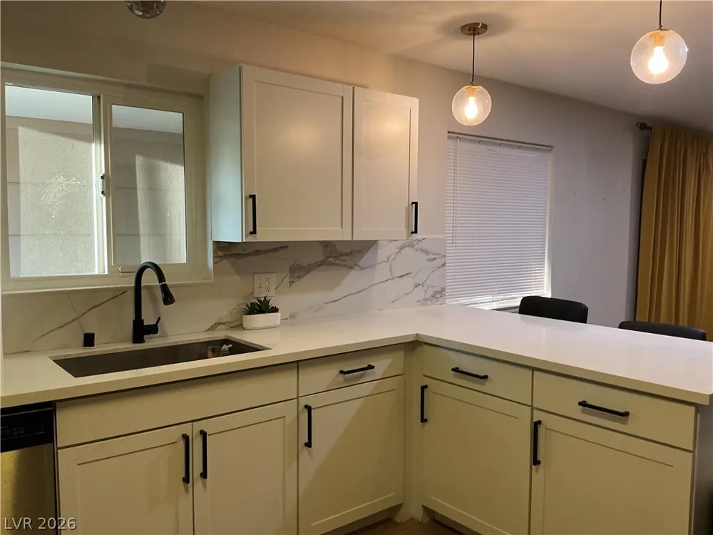 6536 Aberdeen Lane Las Vegas, NV 89107
