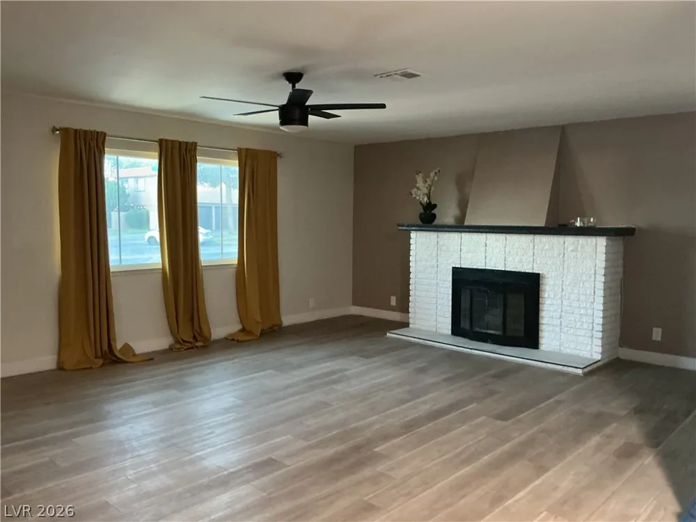 6536 Aberdeen Lane Las Vegas, NV 89107