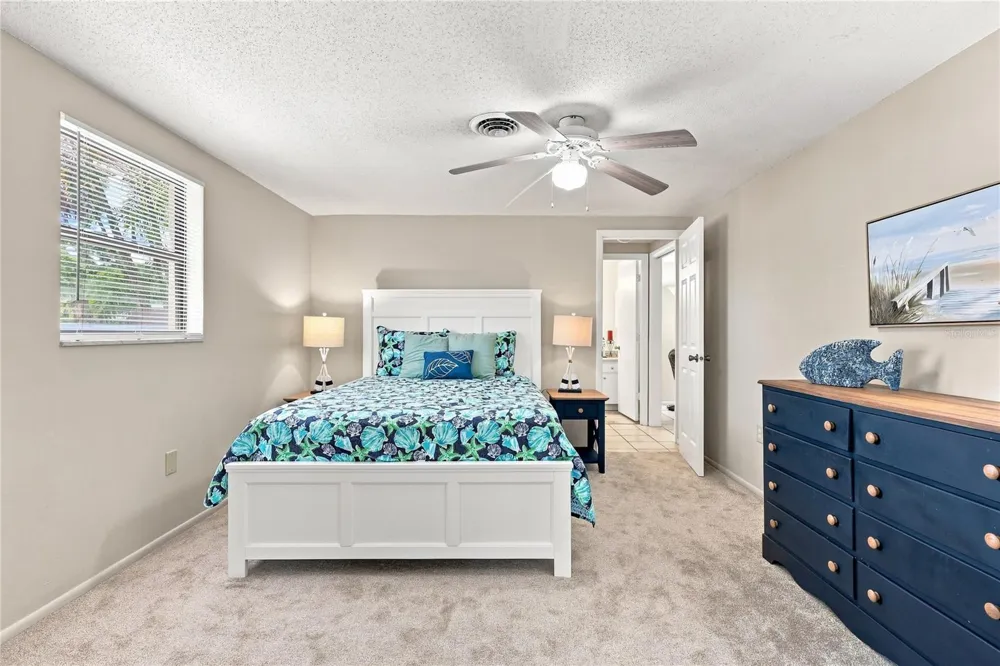 411 PLANTATION ROAD Venice, FL 34293