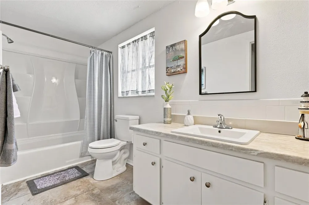 411 PLANTATION ROAD Venice, FL 34293