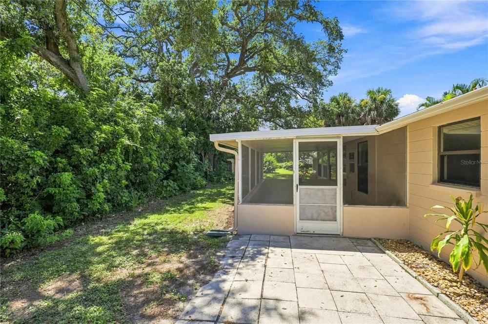 411 PLANTATION ROAD Venice, FL 34293