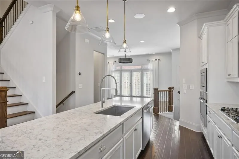 2142 Coventry DR Atlanta, GA 30319