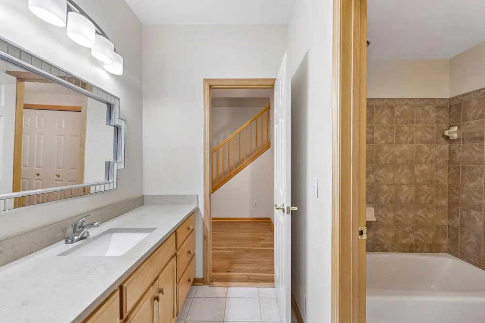 10805 Alameda Path Inver Grove Heights, MN 55077