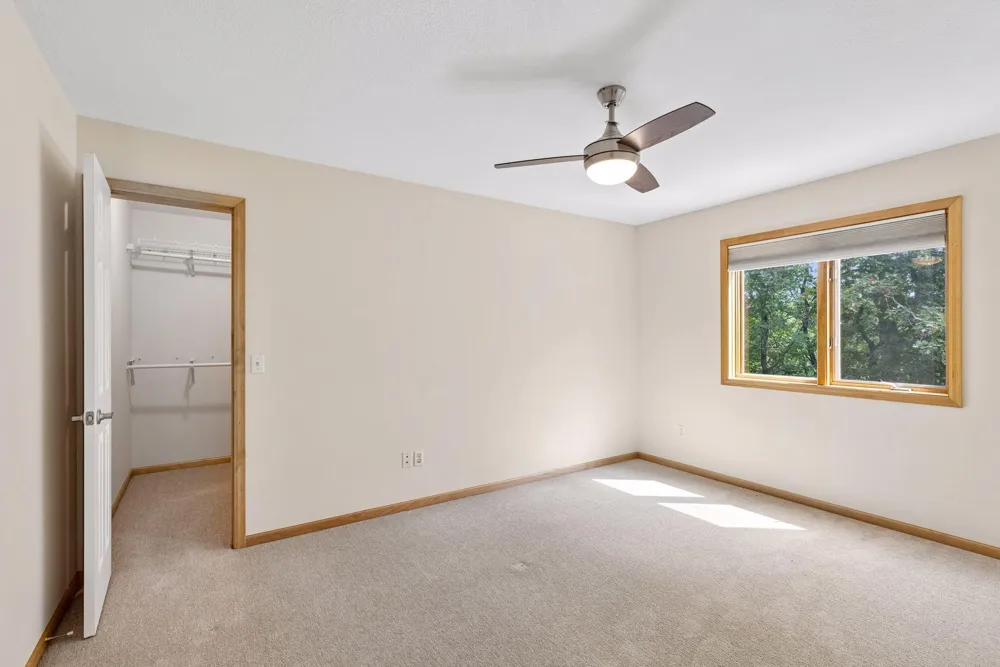 10805 Alameda Path Inver Grove Heights, MN 55077