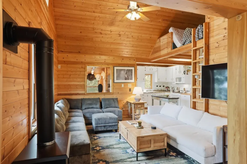 95126 Grassy Point S #S Tower, MN 55790