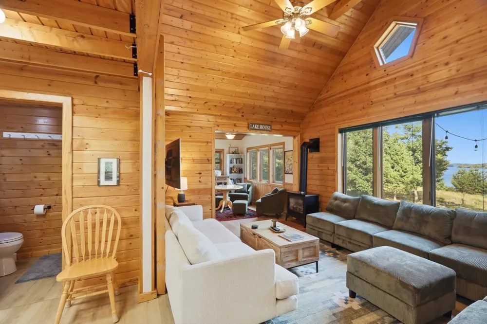 95126 Grassy Point S #S Tower, MN 55790