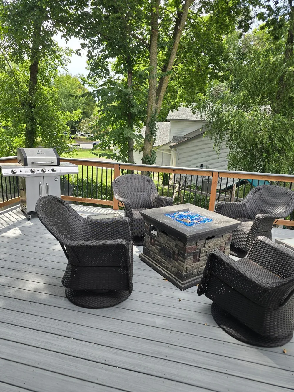 9595 River Forest Drive Monticello, MN 55362