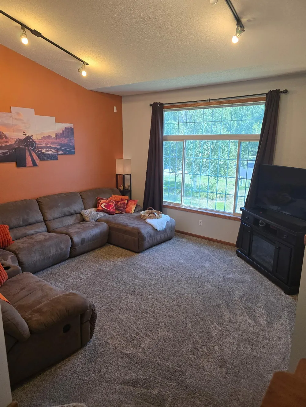 9595 River Forest Drive Monticello, MN 55362