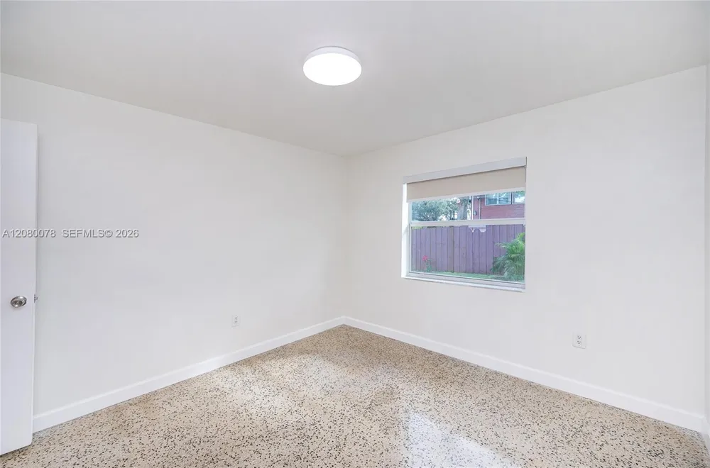 8810 SW 43rd Ter Miami, FL 33165