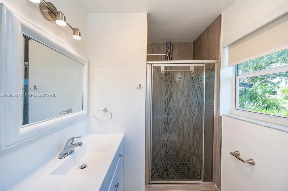 8810 SW 43rd Ter Miami, FL 33165