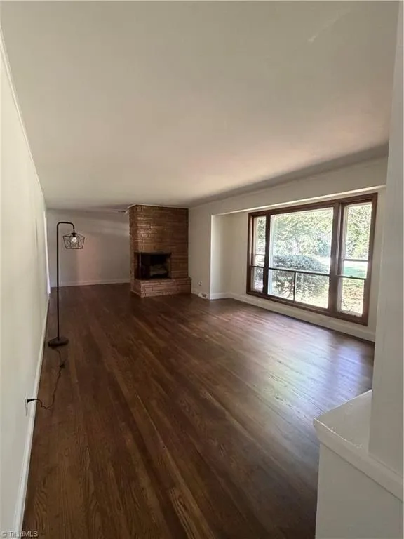 208 Harris Avenue Elkin, NC 28621