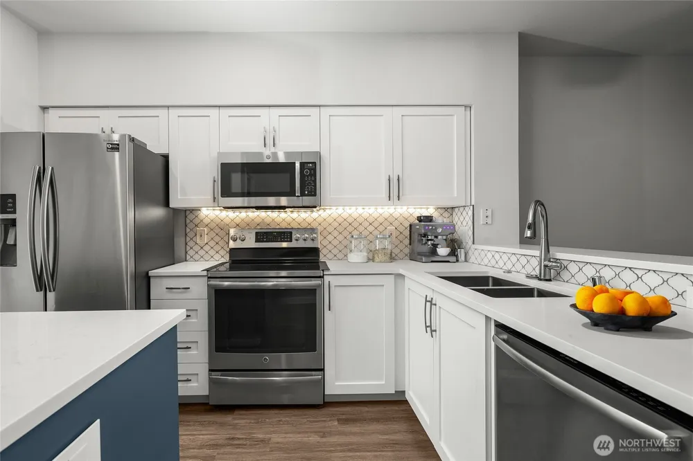16125 Juanita Woodinville Way NE NE #2103 Bothell, WA 98011