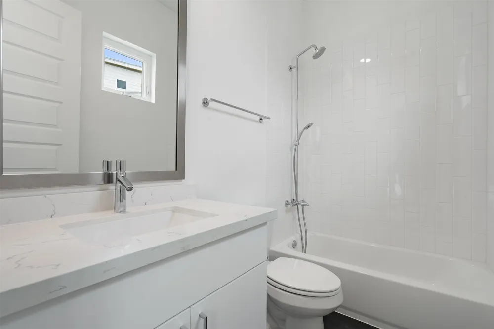 2805 McCurdy Street #1 Austin, TX 78723