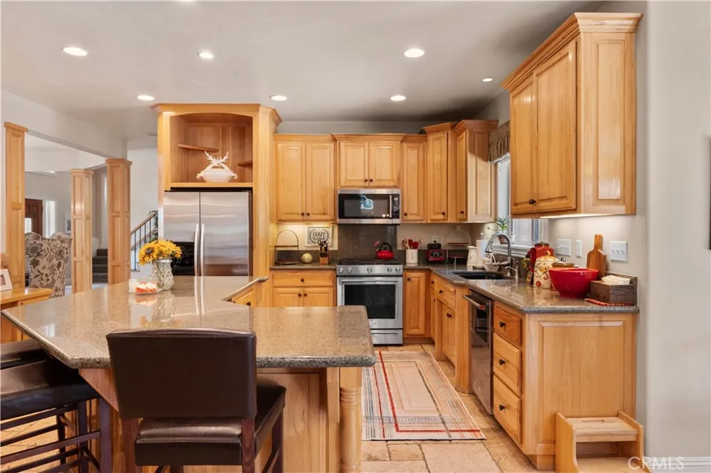 2473 Interlaken Court Wrightwood, CA 92397