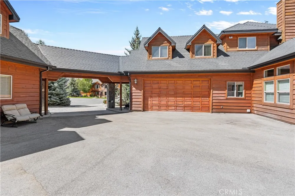 2473 Interlaken Court Wrightwood, CA 92397