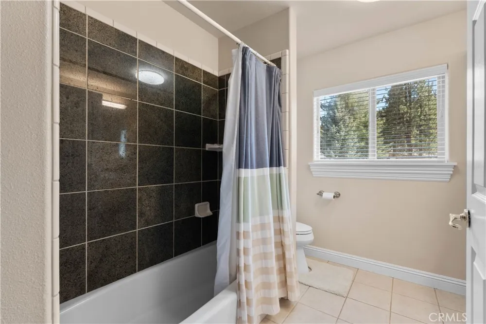 2473 Interlaken Court Wrightwood, CA 92397
