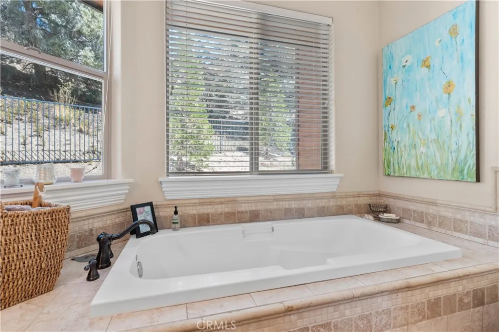 2473 Interlaken Court Wrightwood, CA 92397