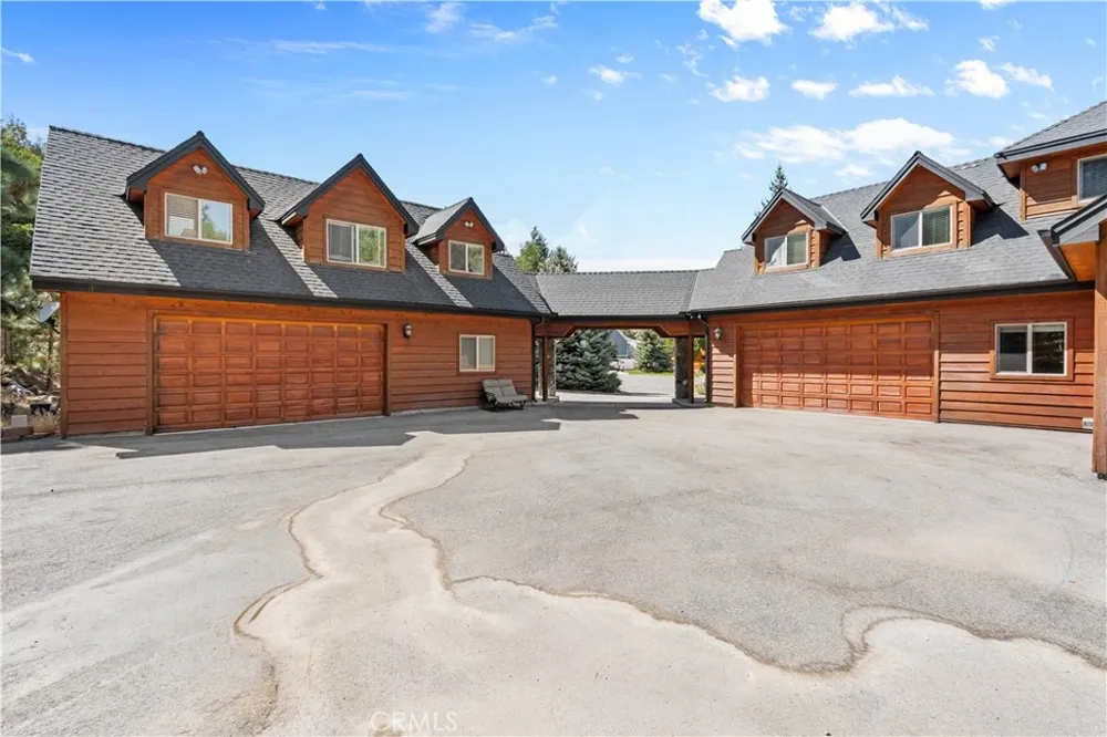 2473 Interlaken Court Wrightwood, CA 92397