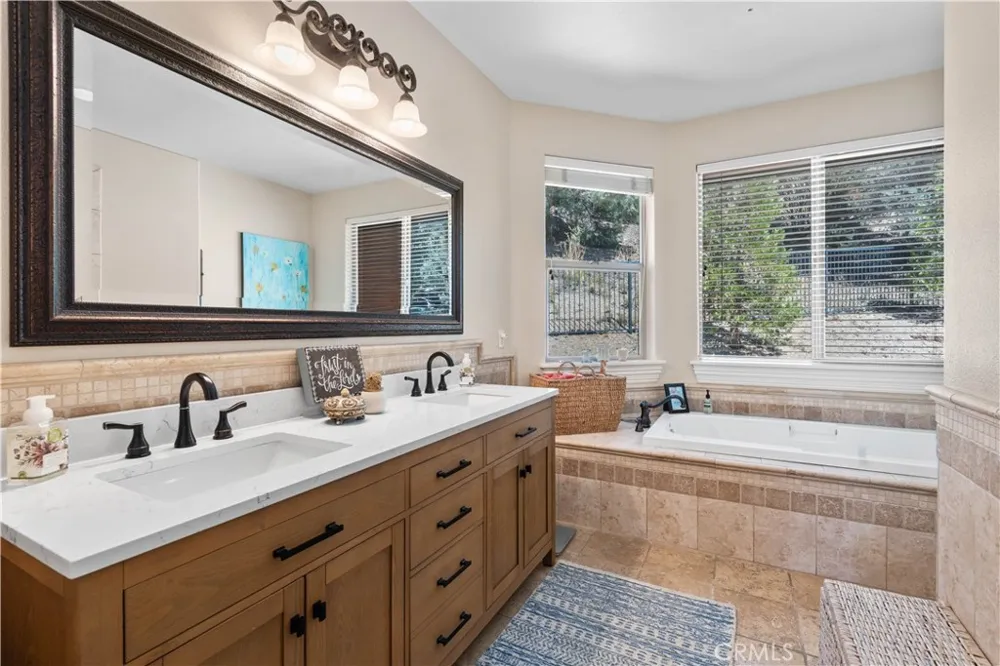 2473 Interlaken Court Wrightwood, CA 92397