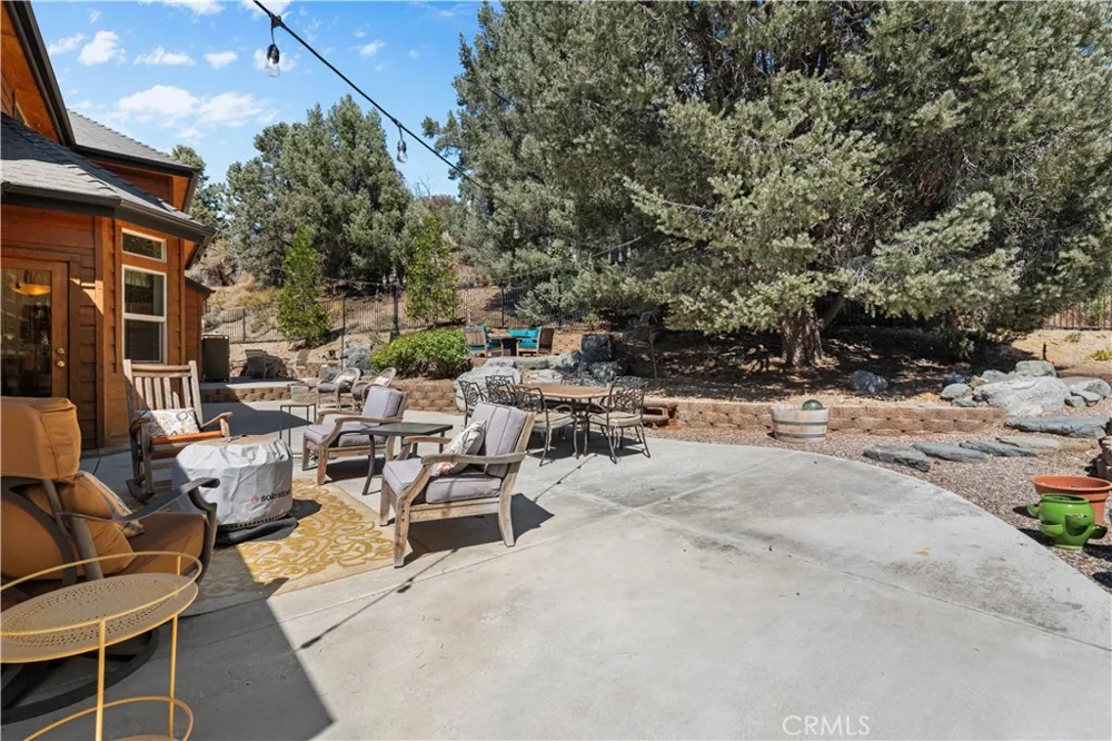 2473 Interlaken Court Wrightwood, CA 92397