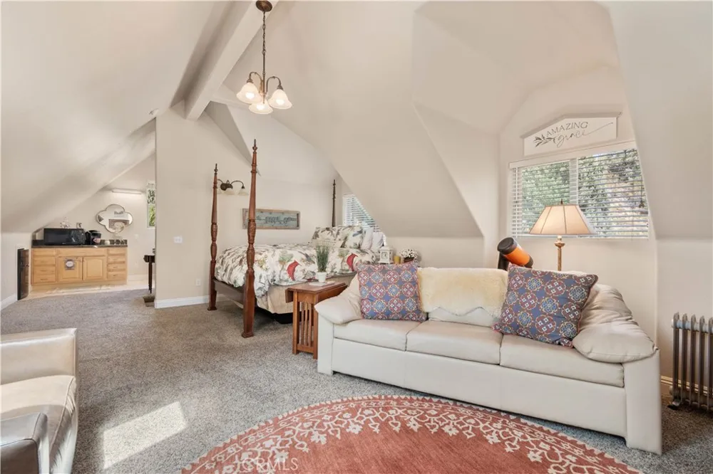 2473 Interlaken Court Wrightwood, CA 92397