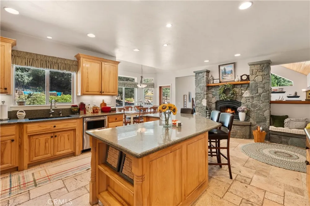 2473 Interlaken Court Wrightwood, CA 92397
