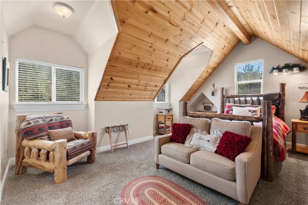 2473 Interlaken Court Wrightwood, CA 92397