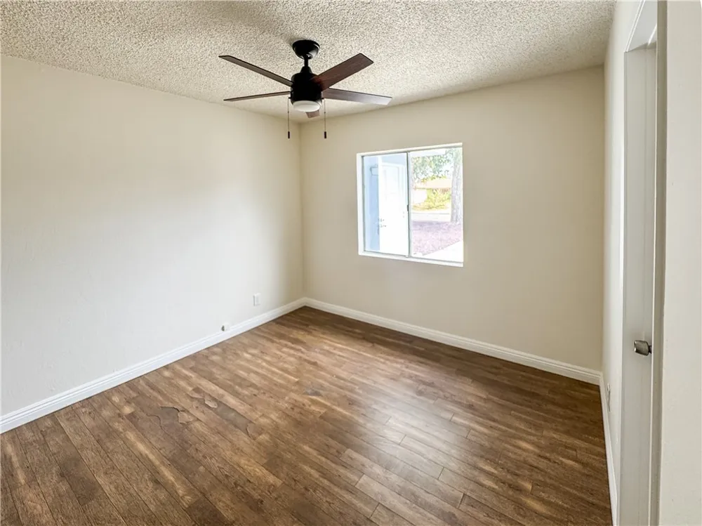 44327 23rd W Lancaster, CA 93536