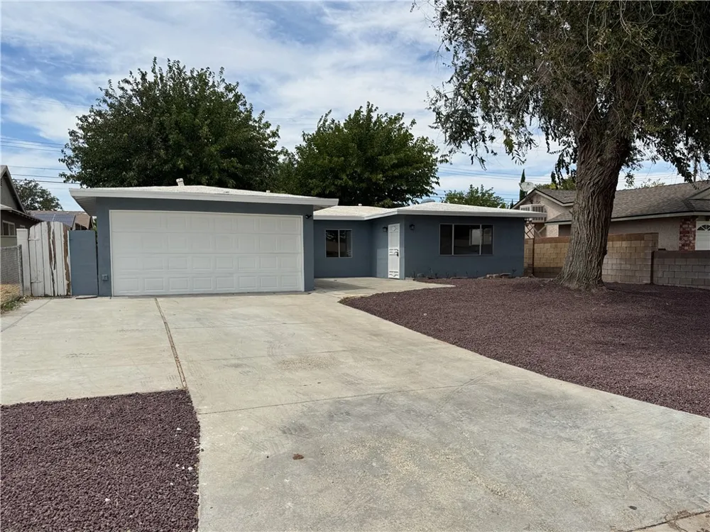 44327 23rd W Lancaster, CA 93536