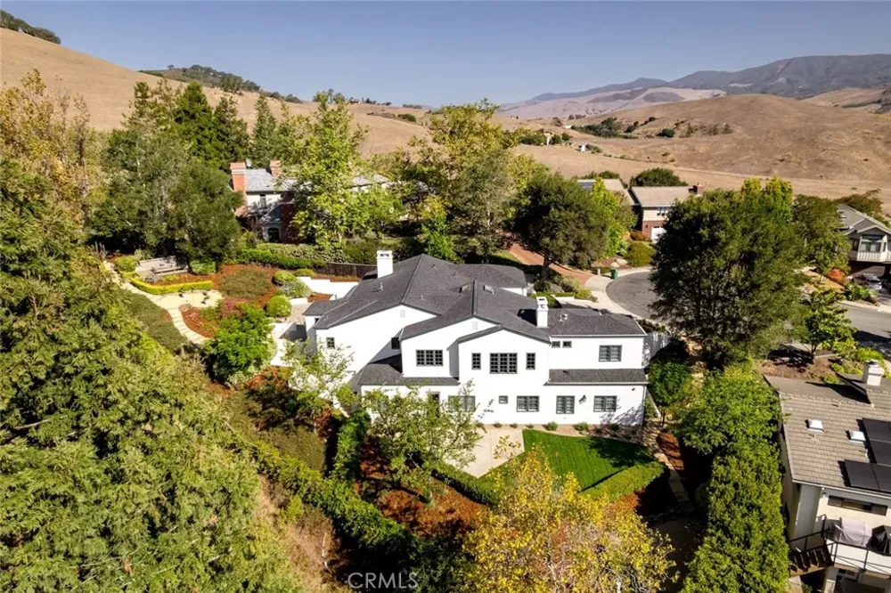 111 Twin Ridge San Luis Obispo, CA 93405