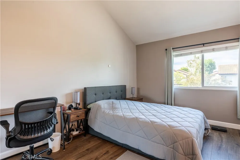 25441 Pine Creek Ln Wilmington, CA 90441