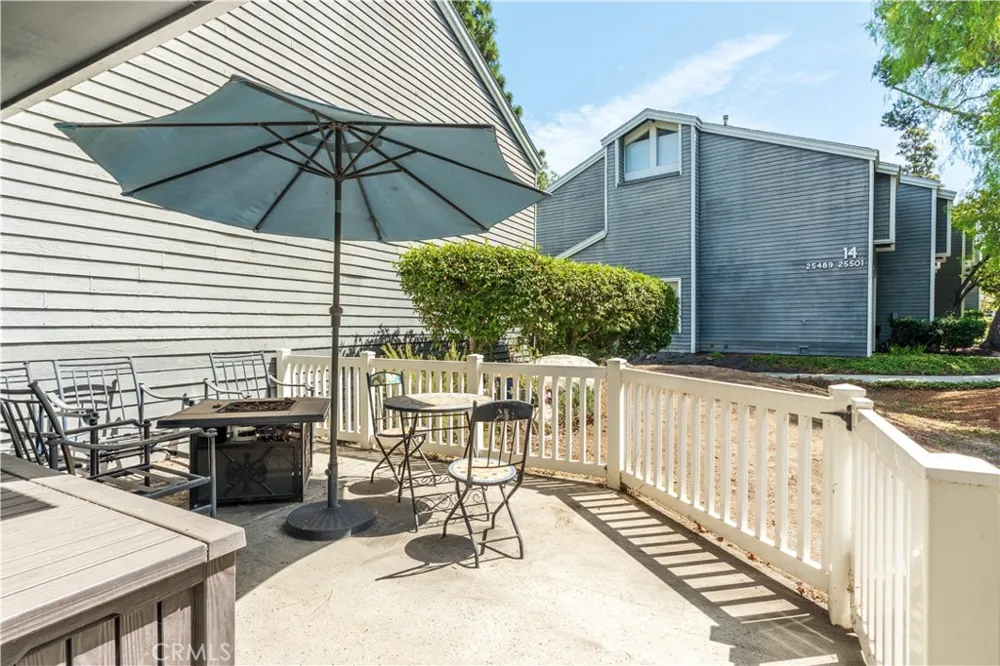 25441 Pine Creek Ln Wilmington, CA 90441