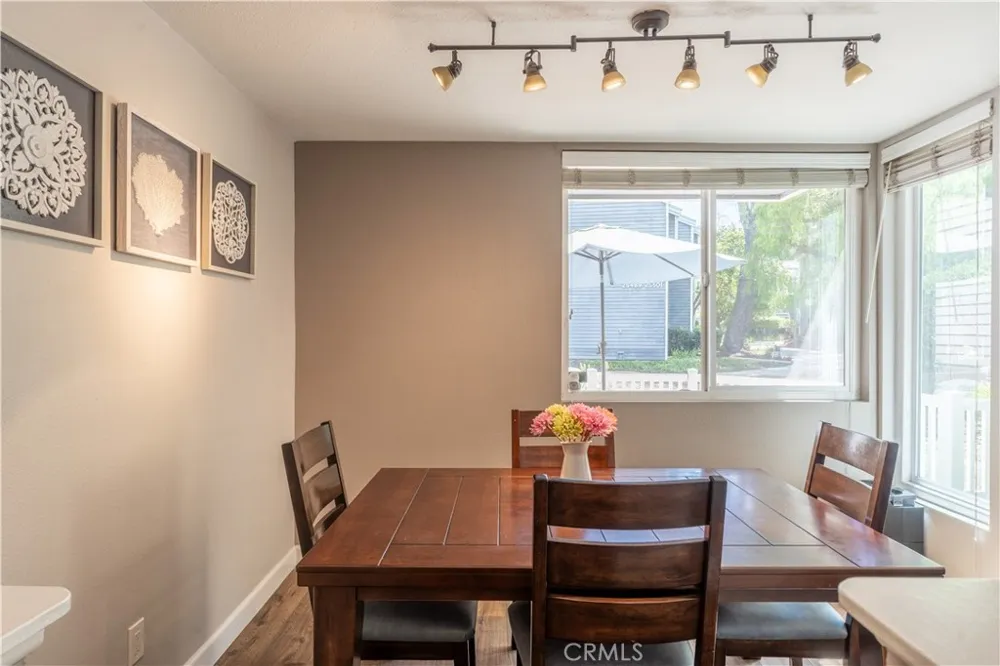 25441 Pine Creek Ln Wilmington, CA 90441