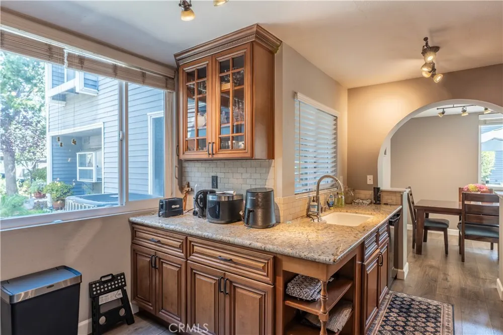 25441 Pine Creek Ln Wilmington, CA 90441