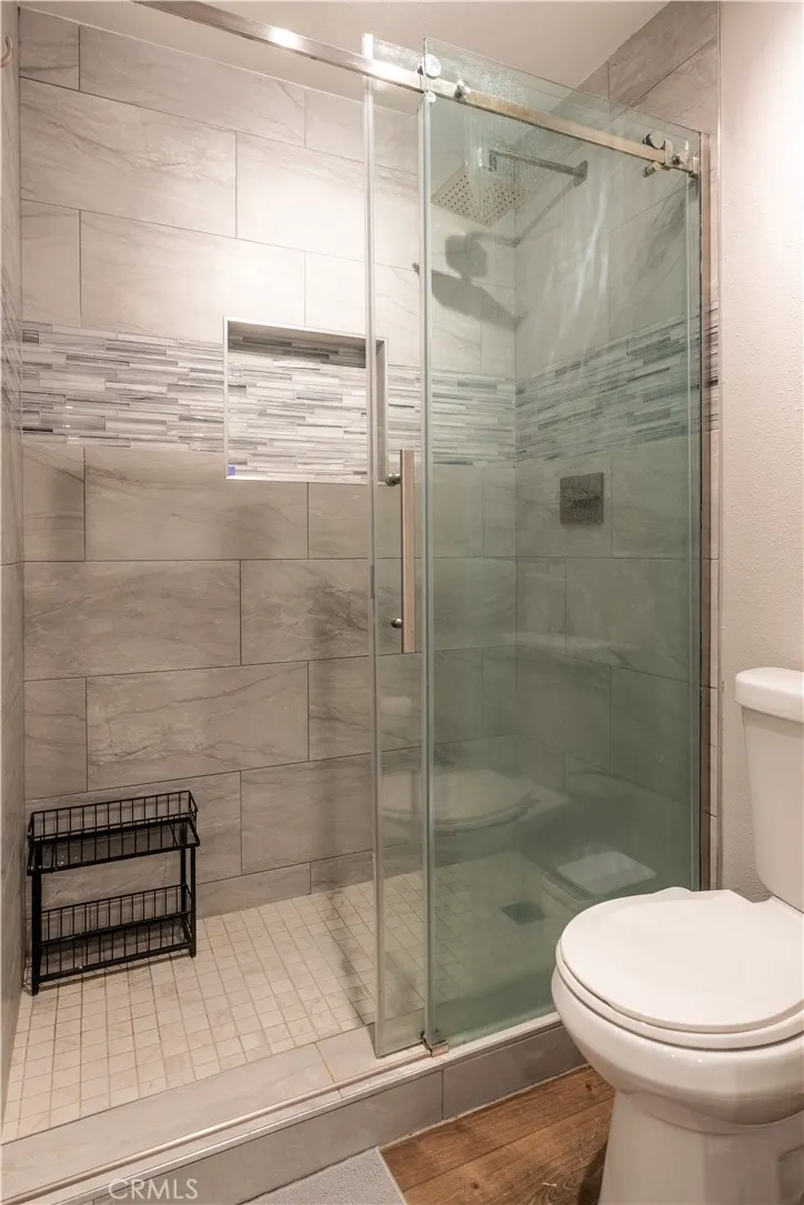 25441 Pine Creek Ln Wilmington, CA 90441