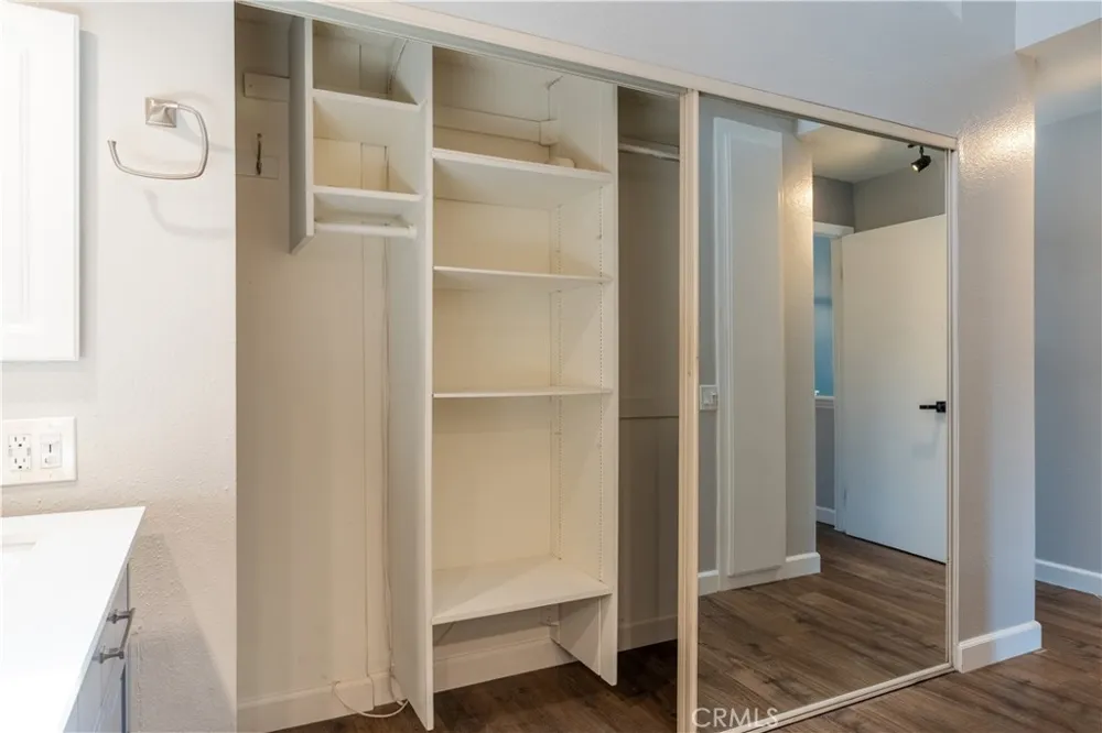 25441 Pine Creek Ln Wilmington, CA 90441