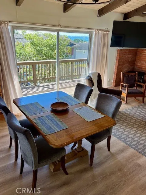 1950 Oxford Avenue Cambria, CA 93428