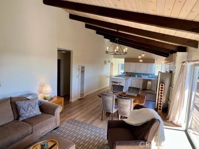 1950 Oxford Avenue Cambria, CA 93428