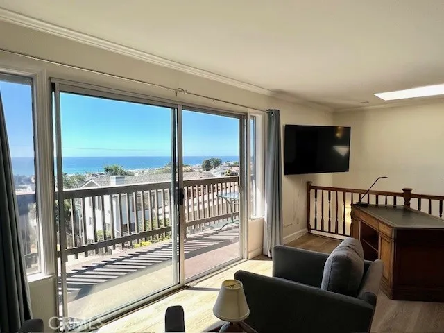 1950 Oxford Avenue Cambria, CA 93428