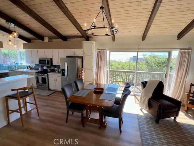 1950 Oxford Avenue Cambria, CA 93428