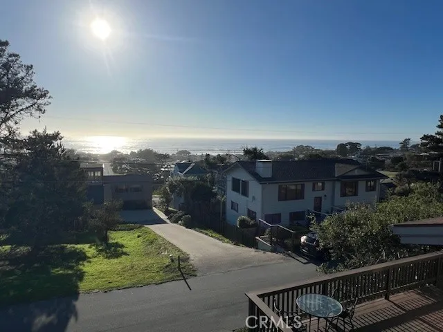 1950 Oxford Avenue Cambria, CA 93428