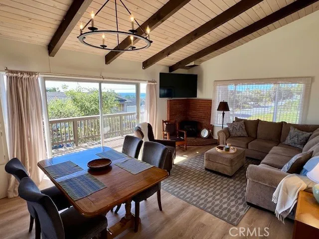 1950 Oxford Avenue Cambria, CA 93428