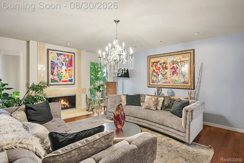 4901 Fairway Ridge Circle West Bloomfield Charter Township, MI 48323