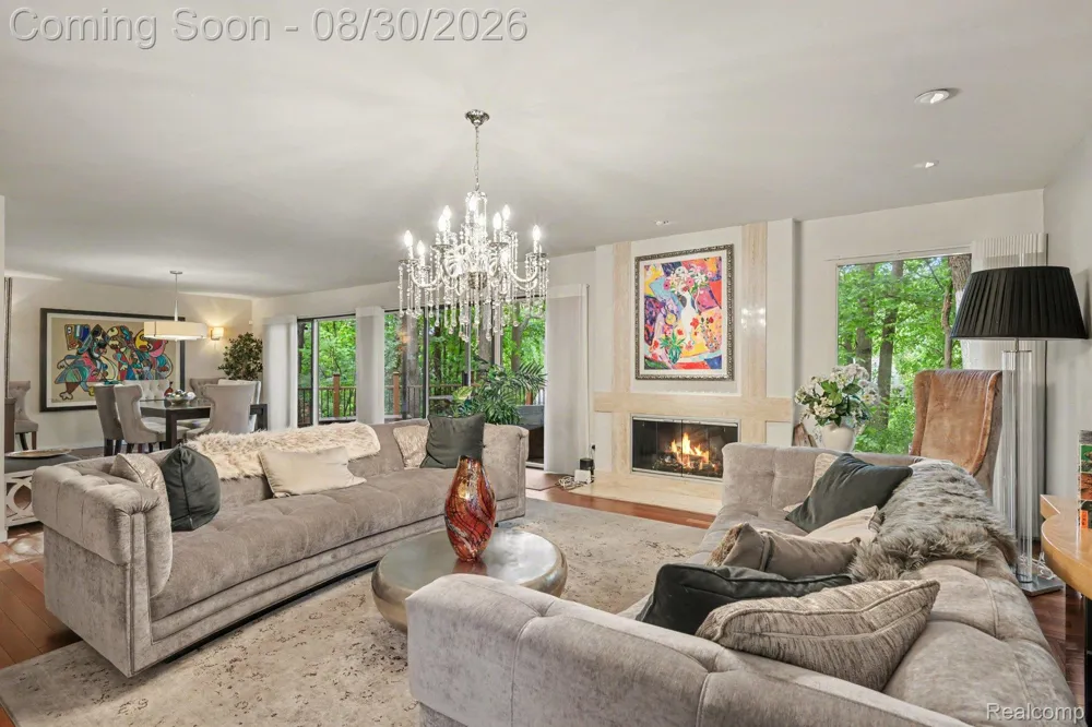 4901 Fairway Ridge Circle West Bloomfield Charter Township, MI 48323