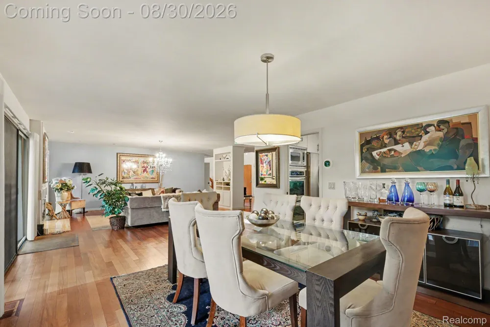 4901 Fairway Ridge Circle West Bloomfield Charter Township, MI 48323