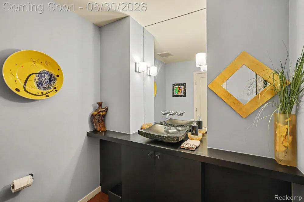4901 Fairway Ridge Circle West Bloomfield Charter Township, MI 48323
