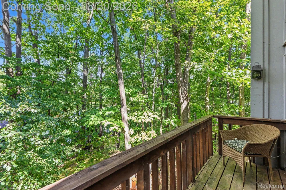 4901 Fairway Ridge Circle West Bloomfield Charter Township, MI 48323